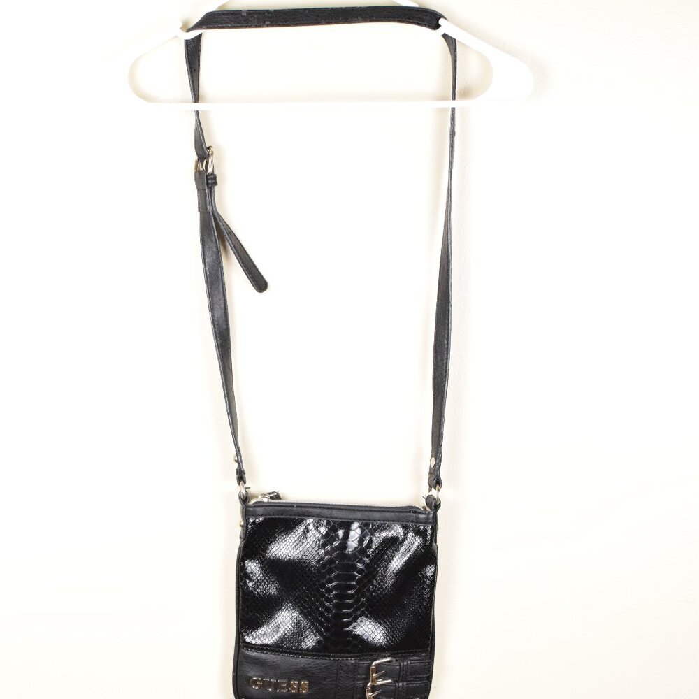 GUESS Barletta Black Crossbody Purse Snake Skin Patent Messenger Handbag Buckles - Picture 2 of 10